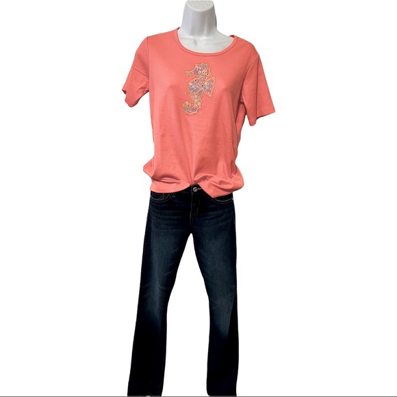 QUAKER FACTORY EMBROIDERED AND CRYSTAL TEE - Picture 3 of 8